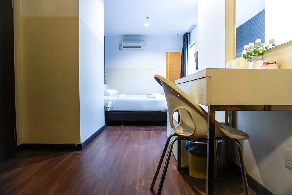 Erica Hotel Johor Bahru Kültér fotó